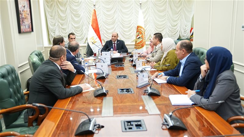وزير العمل