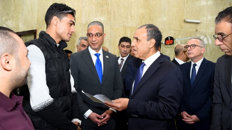 وزير الخارجية