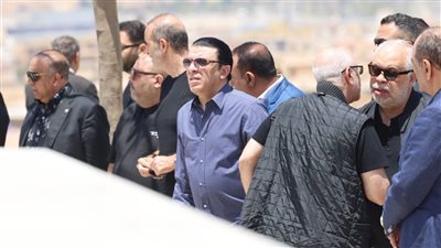 حضور فني وإعلامي لافت في جنازة في وداع هاني شاكر بأكتوبر 