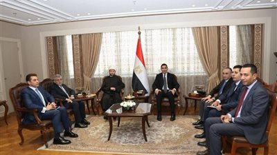 وزيرا الأوقاف والشباب والرياضة يبحثان آليات التعاون المشترك