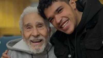 حفيد عبد الرحمن أبو زهرة يطلب الدعاء له بعد أزمته الصحية: «مثلي الأعلى»