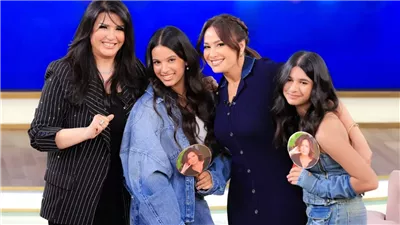 برفقة بناتها.. هند صبري ضيفة برنامج معكم الليلة