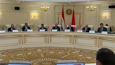 مصر وبيلاروسيا تبحثان إطلاق شراكة صناعية متكاملة خلال اجتماعات اللجنة المشتركة بمينسك