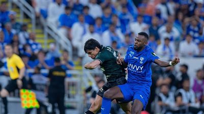 الهلال يتقدم 1/2 على الخلود في الشوط الأول بنهائي كأس خادم الحرمين