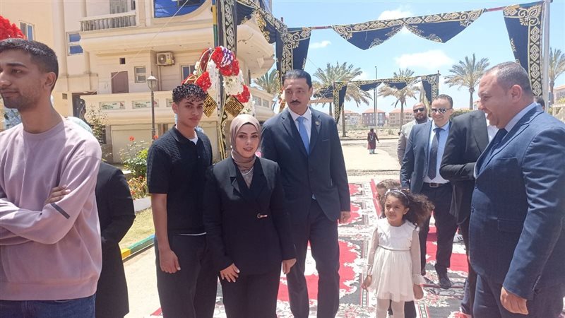 جانب من الافتتاح 