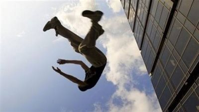 أثناء العمل.. مصرع عامل محارة إثر سقوطه من علو في سوهاج