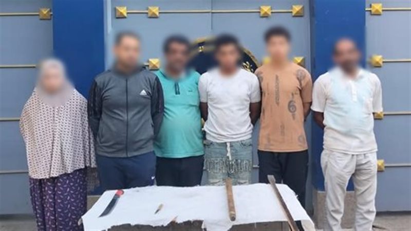 المتهمين 