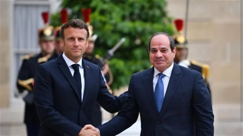 الرئيس السيسي وماكرون 