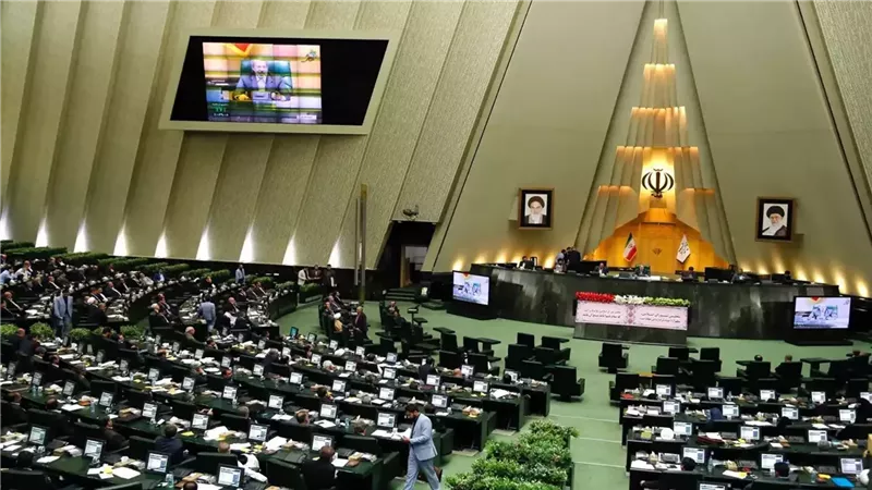 البرلمان الإيراني