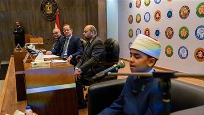 وزير المالية يحتفي بالفائزين بقرعة الحج.. ويكرم أحد أعلام دولة التلاوة