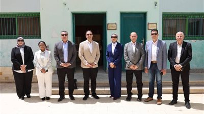 لإنشاء أول مركز متكامل للعلاج.. محافظ الوادي الجديد تلتقي مدير صندوق مكافحة الإدمان