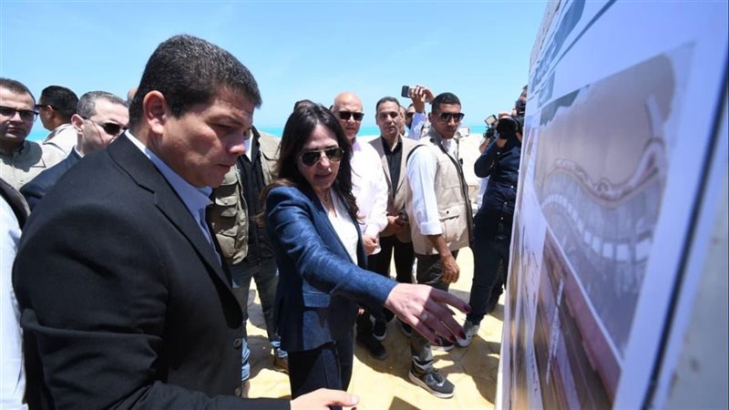 وزيرة الإسكان