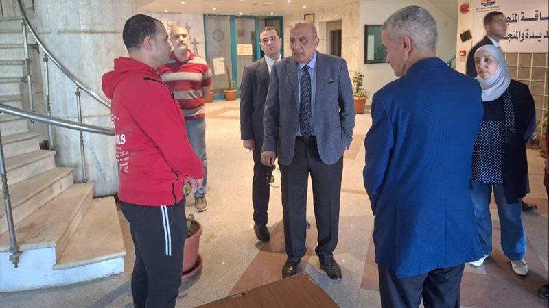 وزير الكهرباء