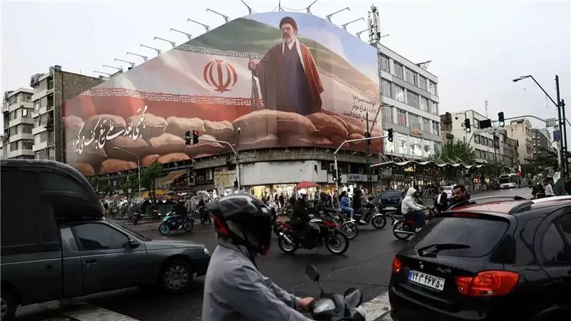 أحد شوارع طهران، إيران 