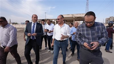 محافظ أسيوط يتفقد أرض المحافظة بمصنع الغزل والنسيج بالحمراء 