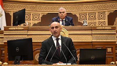 “عبداللطيف” لـ