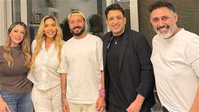 بعد نجاحاتها الأخيرة.. لاروسي تبدأ مرحلة فنية جديدة مع كبار صناع الموسيقى