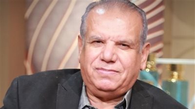 صدمة فتوح أحمد لحظة تلقى خبر وفاة أبو زهرة على الهواء (فيديو)