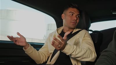 كاسيميرو يكشف سر مواجهة ميسي: كنت أعتذر له حتى لا يغضب