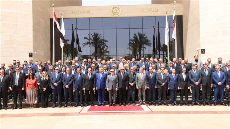 وزير العدل يفتتح أول دورة تدريبية لقضاة الجنايات