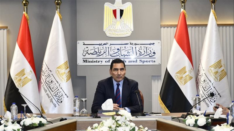 جوهر نبيل وزير الشباب والرياضة