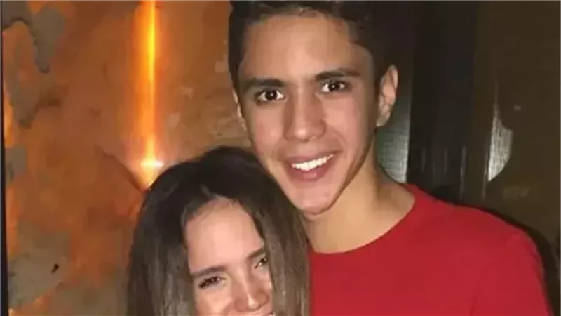 رنا رئيس و شقيقها