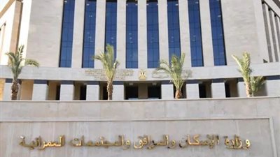 الإسكان تُصدر 9 قرارات لإزالة تعديات ومخالفات بناء بمدينة العبور الجديدة والساحل 