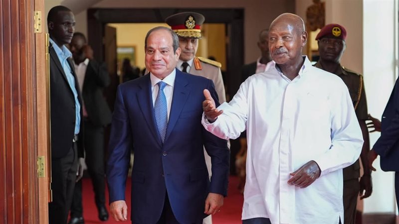 الرئيس السيسي ونظيره الاوغندي 