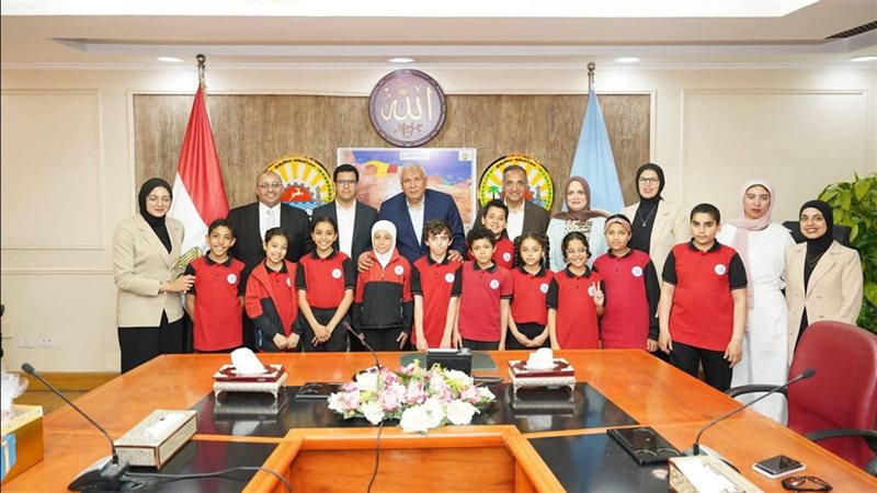 محافظ مطروح يستقبل طلاب المدرسة اليابانية 