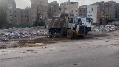 محافظ الدقهلية يأمر برفع 170 طن مخلفات من أراضي فضاء بالمنصورة
