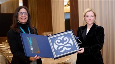 وزيرة الثقافة تلتقي نظيرتها الروسية في كازان وتبحثان تعزيز التعاون الثقافي