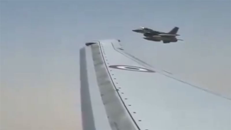 مرافقة جوية أثناء دخول الأجواء الإماراتية