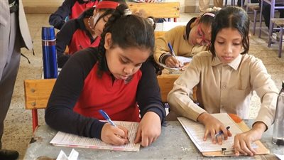 انطلاق امتحانات النقل ووكيل التعليم يتابع لجان 