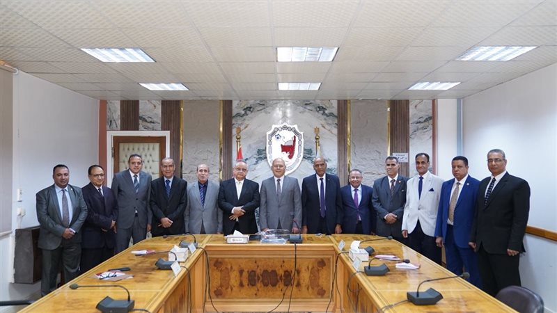 المرشحين 