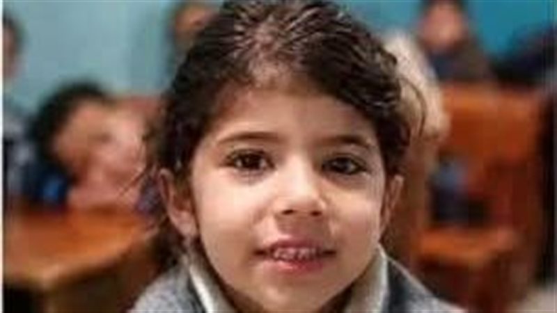 الطفلة لارين
