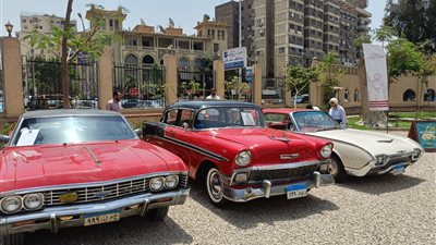 عرض 35 سيارة كلاسيكية في مهرجان تاريخي بمصر الجديدة احتفالًا بمرور 121 عامًا