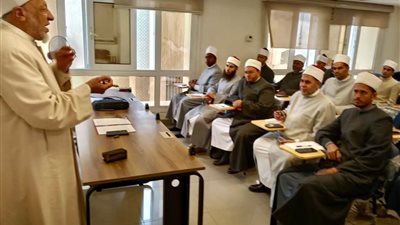 محاضرة بعنوان «دور الواعظ في مكافحة الفساد» بأكاديمية الأزهر 
