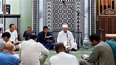 أحمد فلوكس يشارك في مقرأة قرآنية مع بداية ذي الحجة