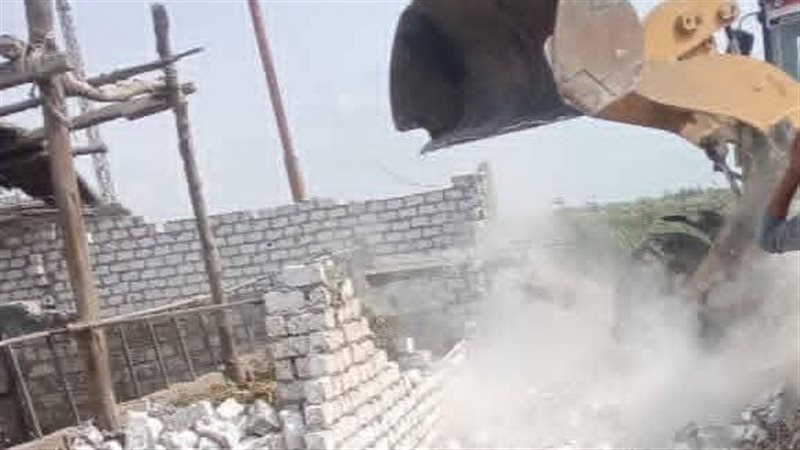 إزالة التعديات على الأراضي 