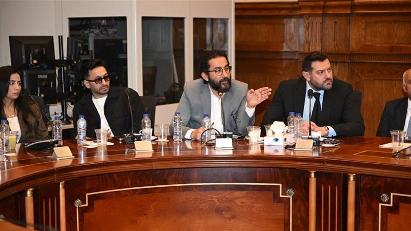 مناقشات “حق الأداء العلني” بمجلس الشيوخ