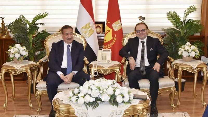 محافظ بورسعيد يستقبل رئيس مجلس إدارة شركة GNT