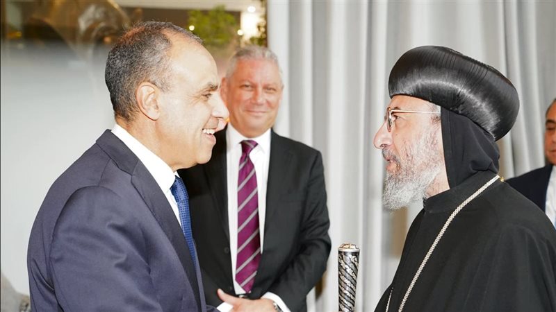 وزير الخارجية يلتقي أسقف الكنيسة القبطية في لندن 