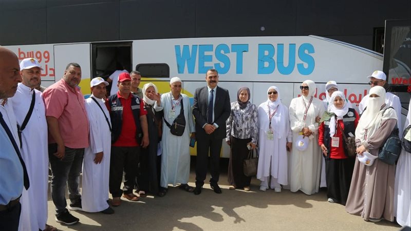 أفواج حجاج بيت الله الحرام 