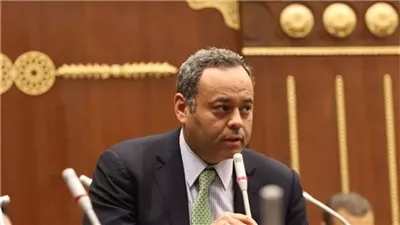 برلمانى يشكر وزارة الصحة بعد دعم الوحدة الصحية بكمشيش بأجهزة طبية جديدة