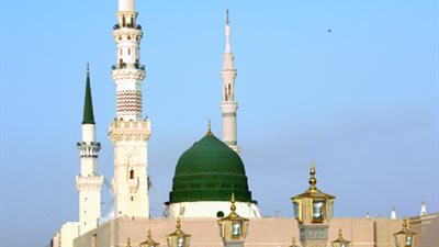 ما حكم من سافر الحج ومات بالمدينة قبل أداء المناسك؟ الإفتاء تجيب