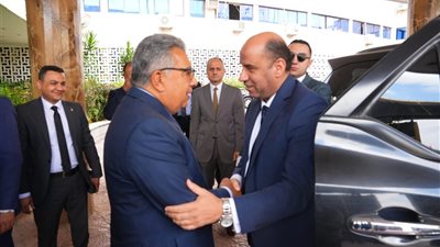 جولة ميدانية لوزير العمل بالدقهلية لمتابعة ملفات التشغيل والتدريب وتشجيع الاستثمار