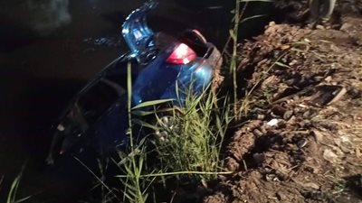 مصرع شخصين وغرق سيارة وتوكتوك بترعة الشرقاوية في فارسكور بدمياط 