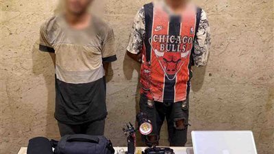 سقوط لصَّين سرقا حقيبة من داخل سيارة معطلة في القليوبية
