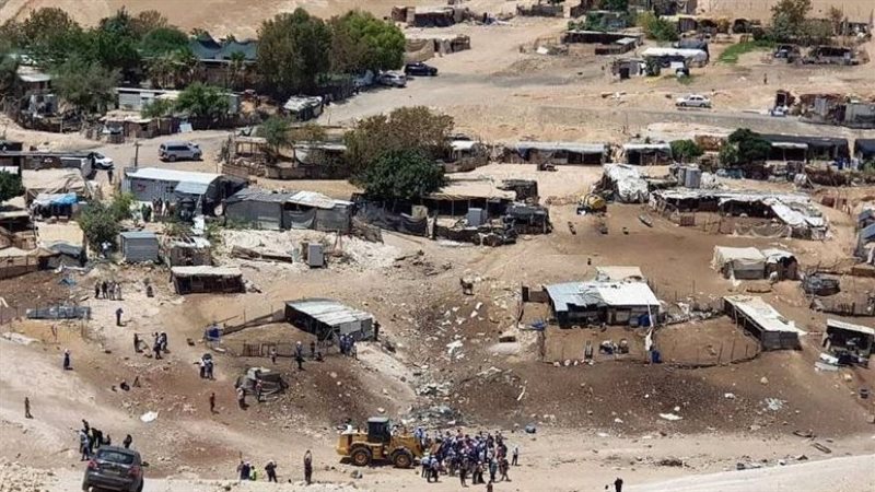 قرية الخان الأحمر البدوية الفلسطينية