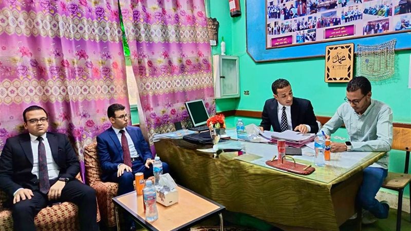 النيابة الإدارية تحقق في اتهام معلم بأبو تشت بالتحرش 